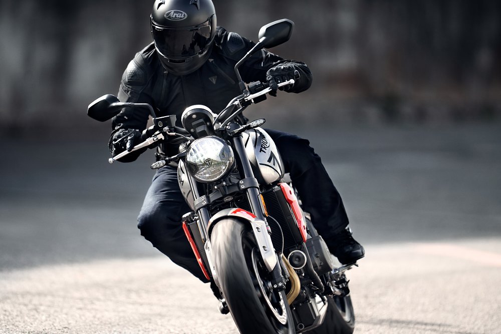 Triumph Trident