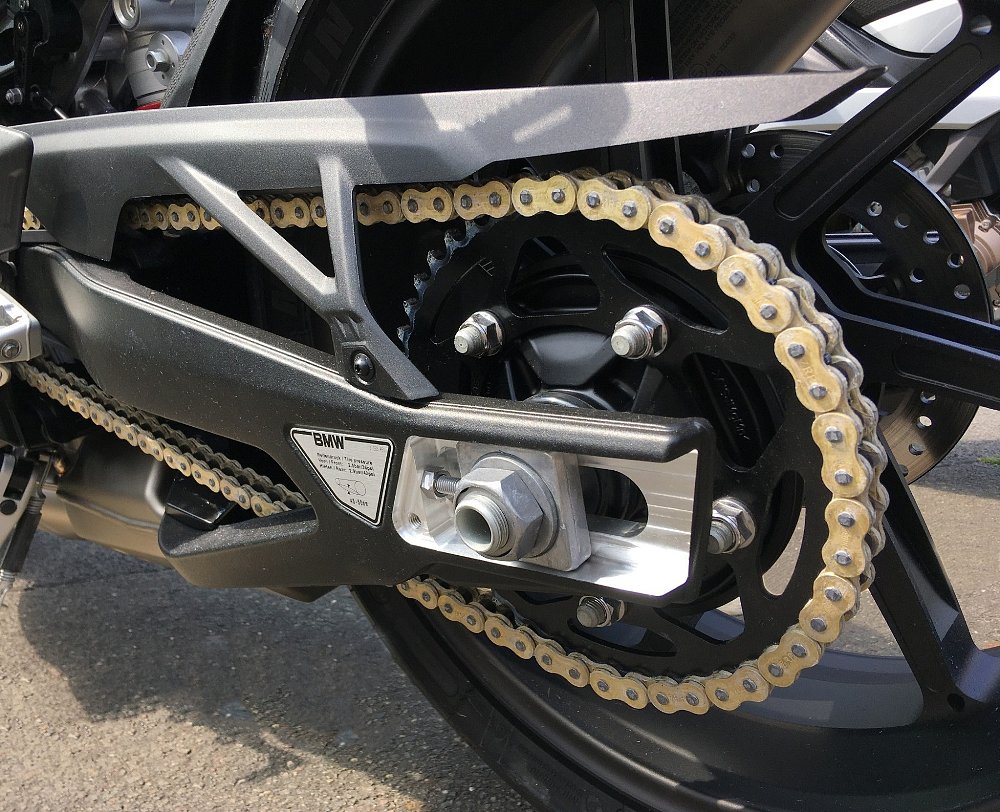 BMW M Endurance chain on a motorcycle