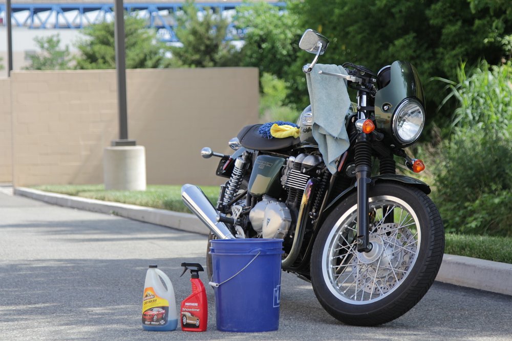 Washing motorcycle