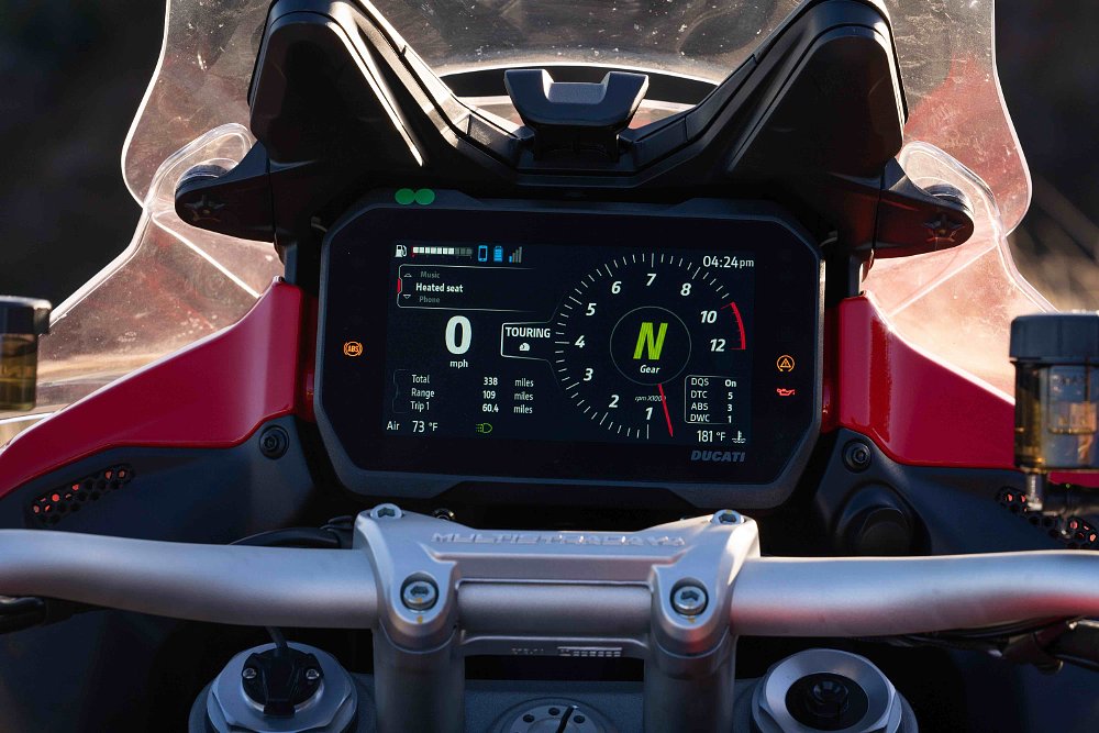 Ducati Multistrada V4 dash display