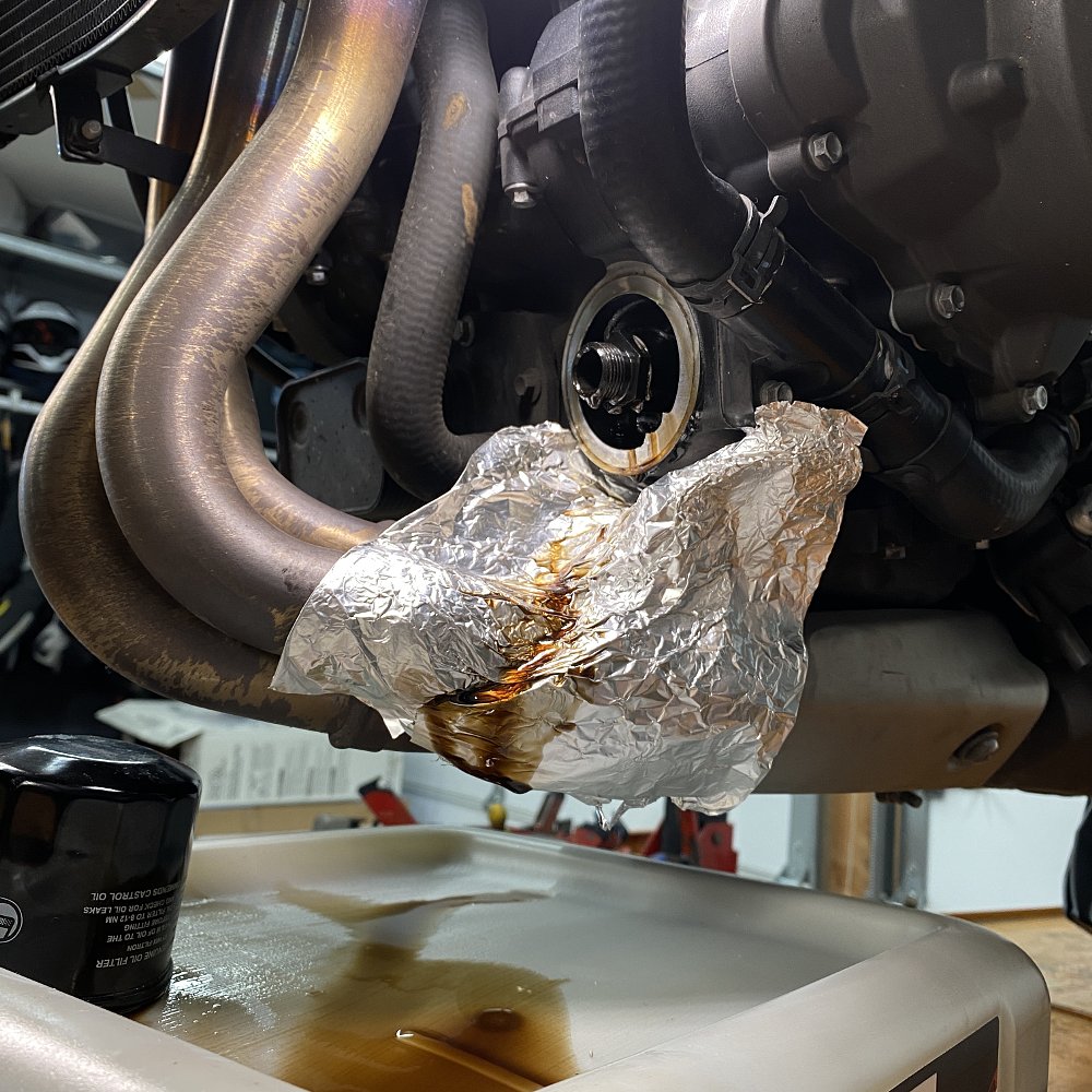 aluminum foil on exhaust pipes