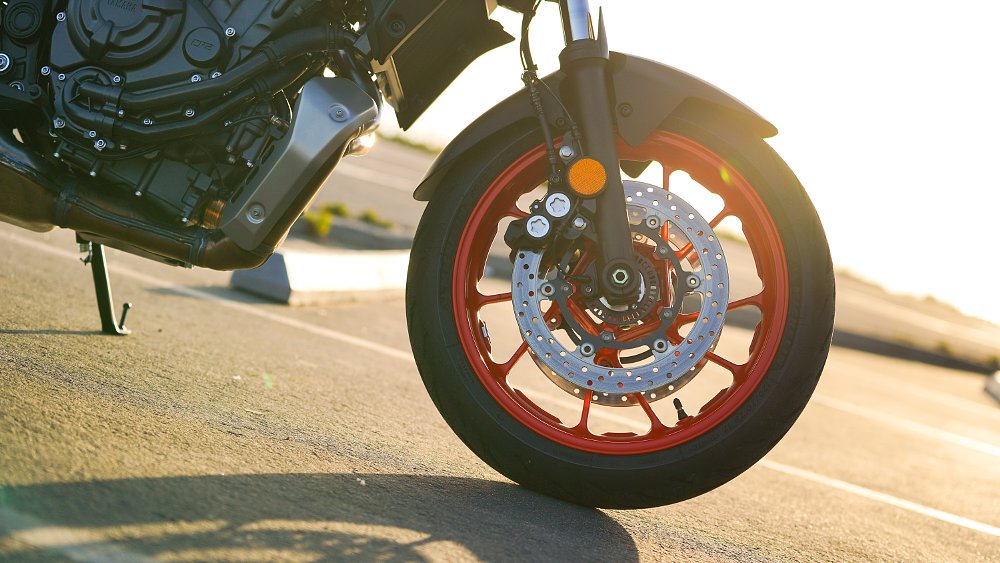 MT-07 front wheel and fork. 