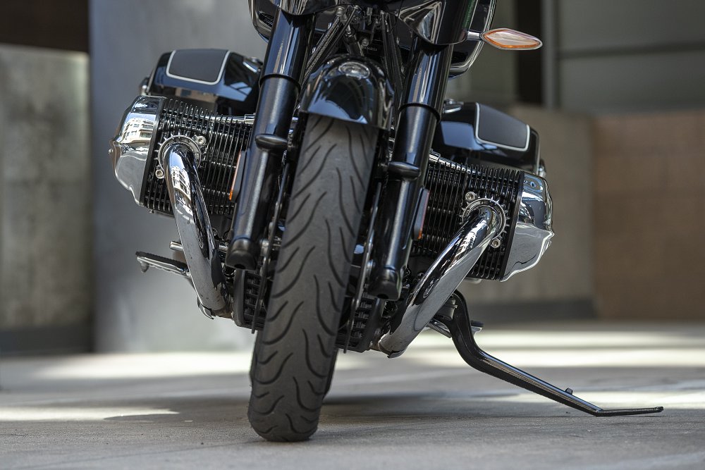 BMW R 18 engine