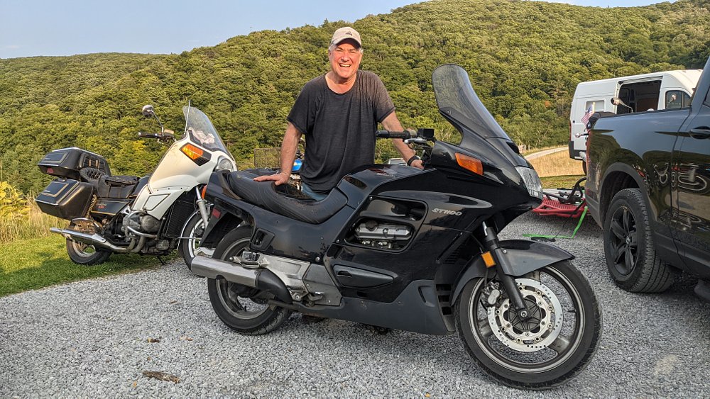 ST1100