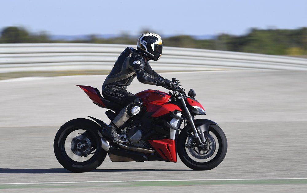 rider on a Streetfighter V2