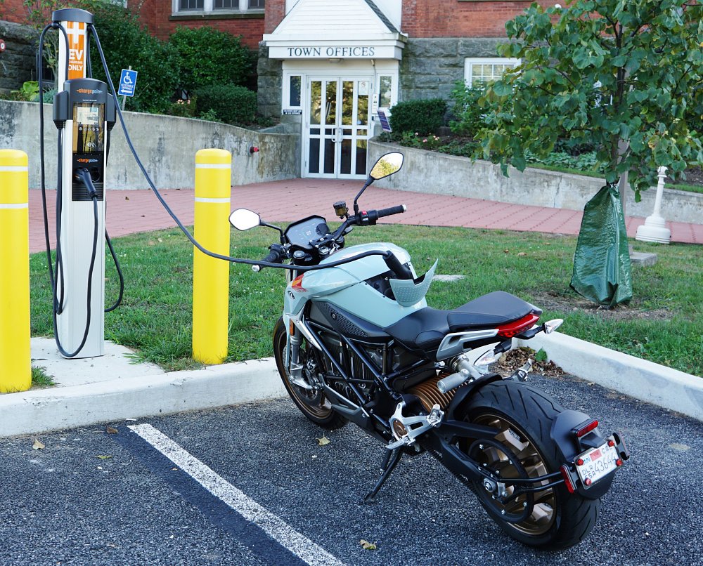 Zero SR/F charging