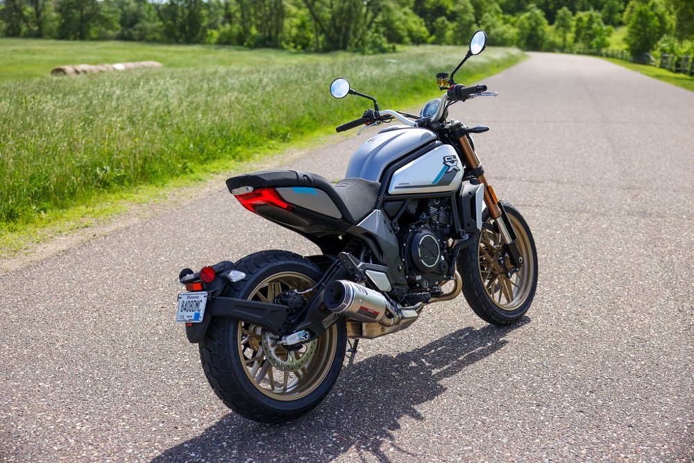 CFMOTO 700CL-X