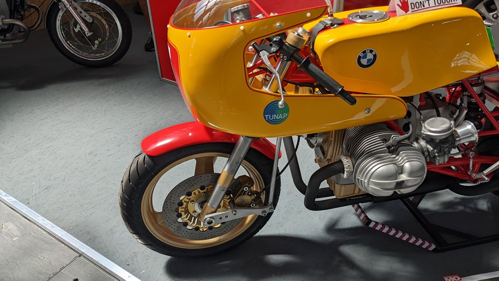 BMW Boxer racer