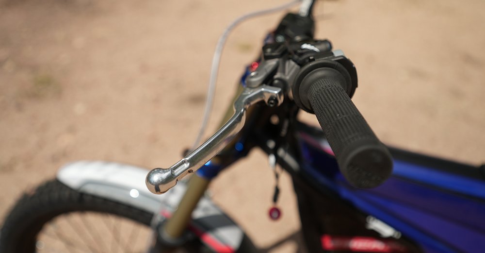 clutch on the Electric Motion Escape R