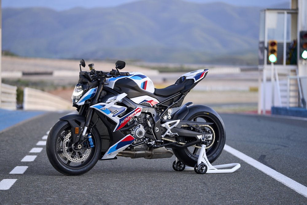 BMW M 1000 R