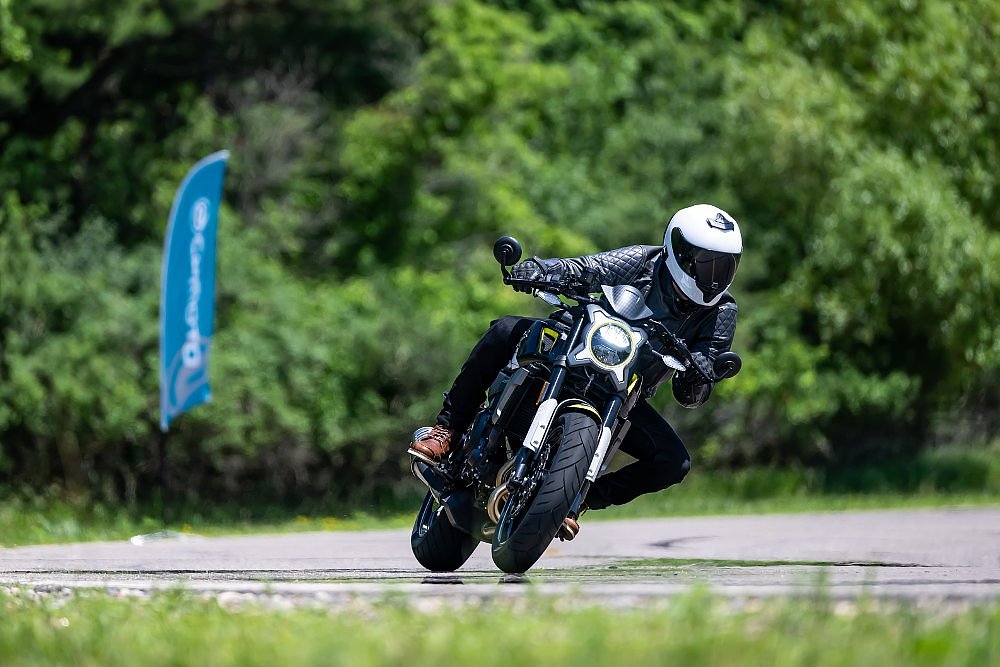 CFMOTO CLX
