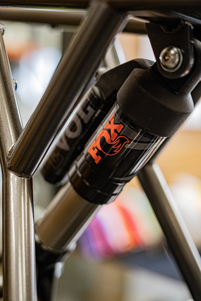 Fox Racing shock absorber made for the LAND District