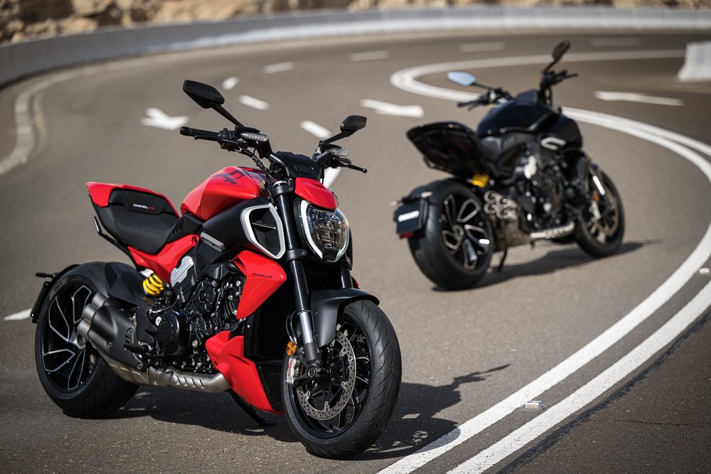 Ducati Diavel V4