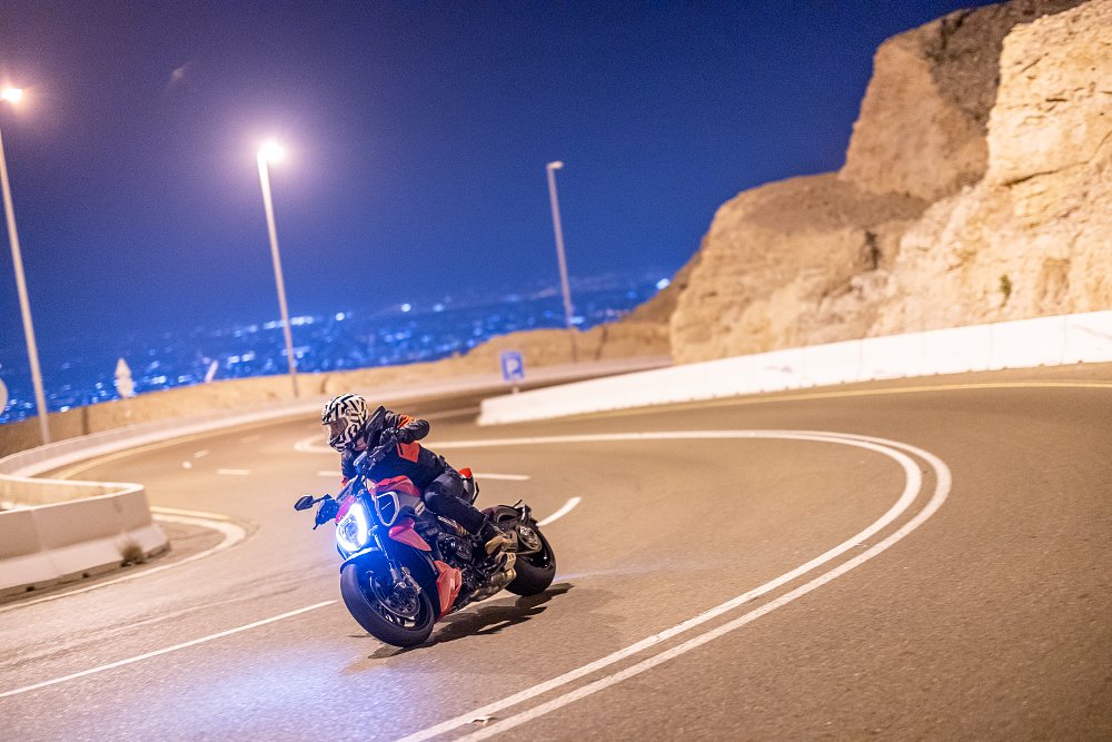 Ducati Diavel V4