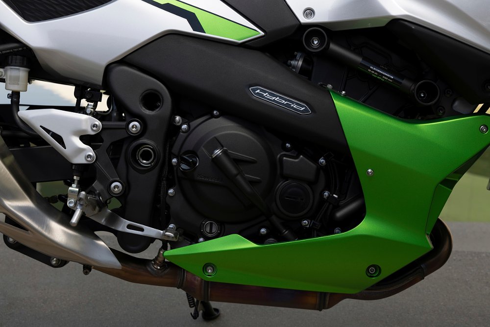 a close up view of the 451 cc engine on board the Ninja 7 Hybrid