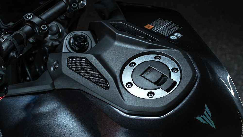 close shot of grilles on 2024 Yamaha MT-09 fuel tank