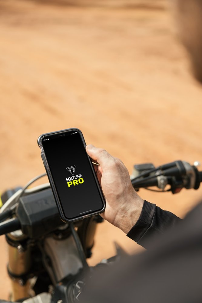 rider using the phone app