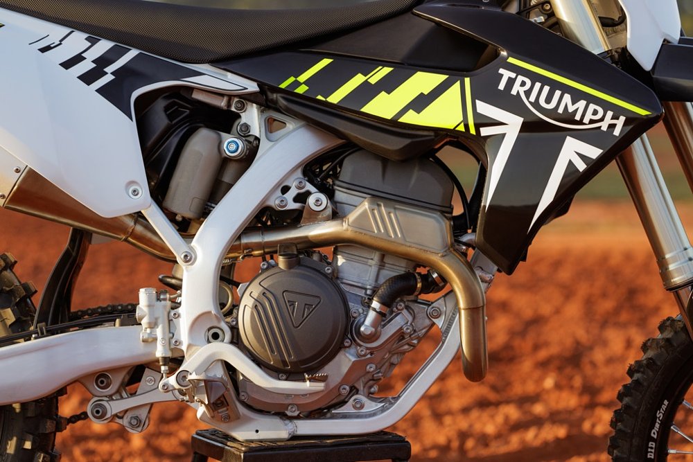 engine and frame on the TF 250-X
