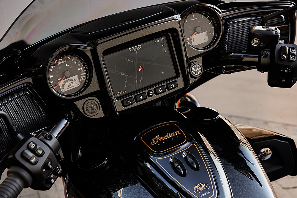 cockpit view of the Roadmaster Elite's display