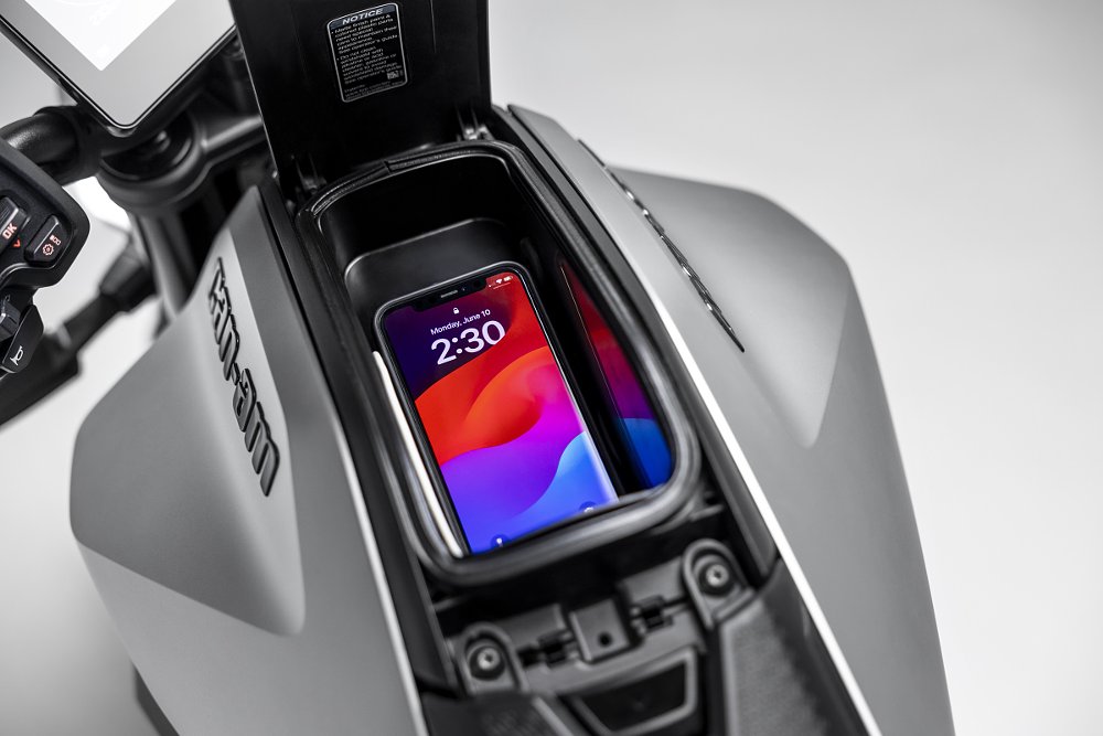 storage compartment on the Pulse