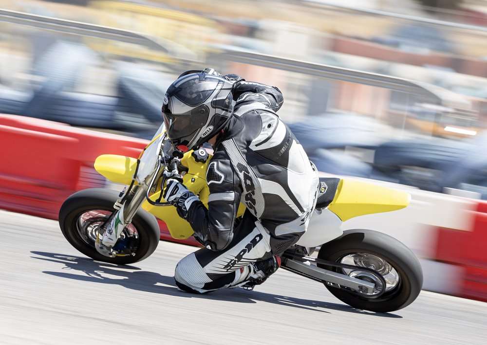 Ari on RM85 mini moto at Apex Erik Moua image