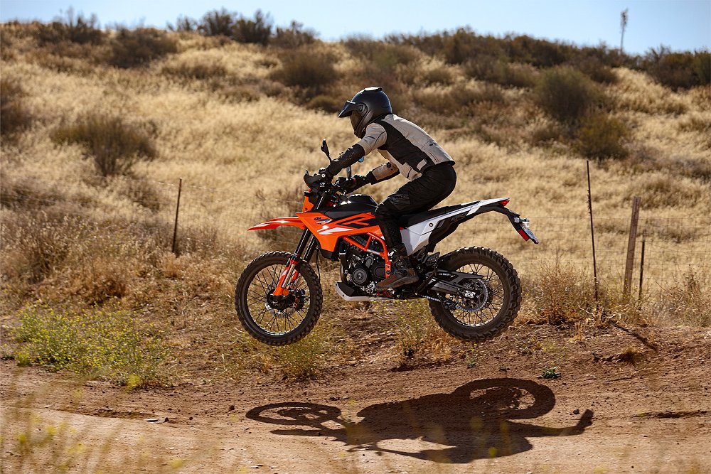 Dustin jumps the 390 Enduro R.