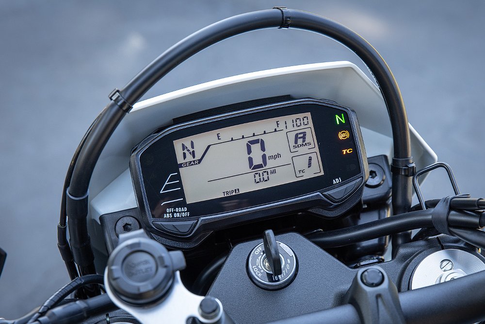 A close-up shot of the DR-Z4SM's LCD screen.