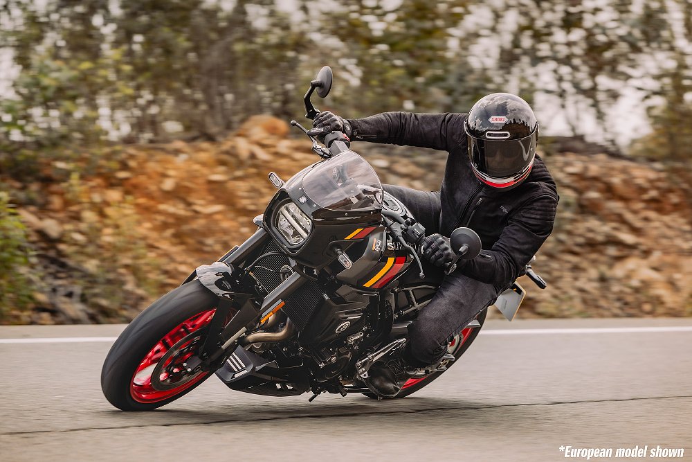 2026 GSX-8TT cornering